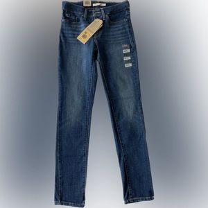 NWT Levi’s 311 Shaping Skinny Jeans, size 25